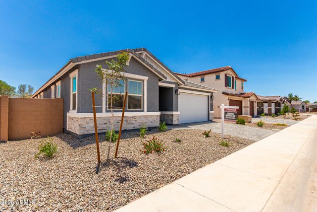 40531 W MICHAELS Drive, Maricopa, AZ 85138