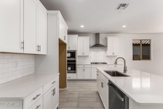 40531 W MICHAELS Drive, Maricopa, AZ 85138