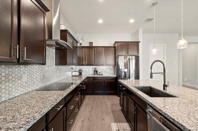 7424 W Jasmine Trail, Peoria, AZ 85383