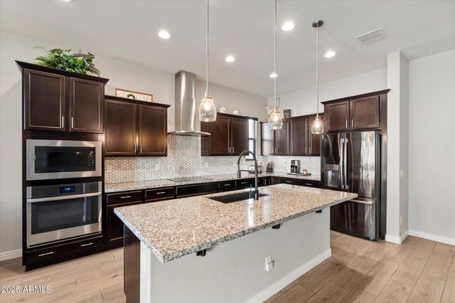 7424 W Jasmine Trail, Peoria, AZ 85383