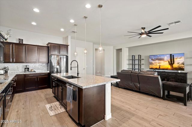 7424 W Jasmine Trail, Peoria, AZ 85383