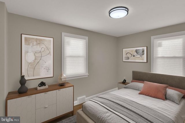 255 REGINA AVE, Hamilton, NJ 08619