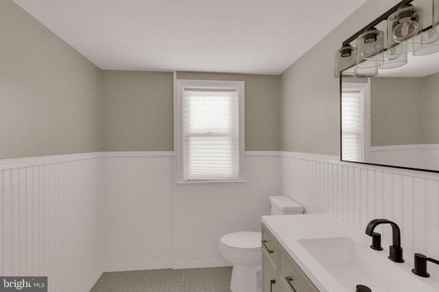 255 REGINA AVE, Hamilton, NJ 08619