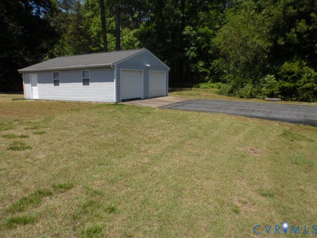 6070 Anvil Ln, Mechanicsville, VA 23111