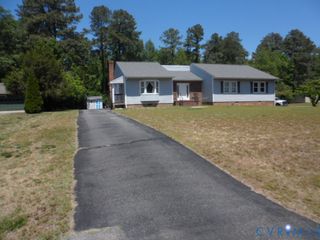 6070 Anvil Ln, Mechanicsville, VA 23111