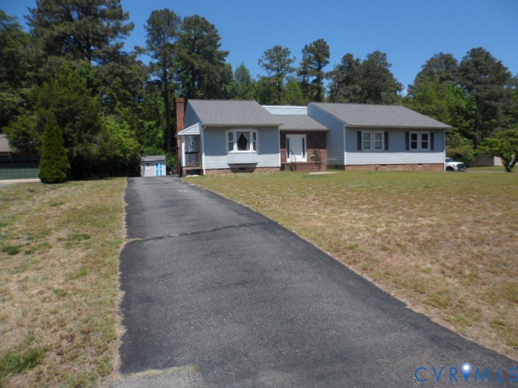 6070 Anvil Ln, Mechanicsville, VA 23111