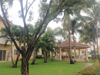 6972 NW 179th Street 1064, Hialeah, FL 33015