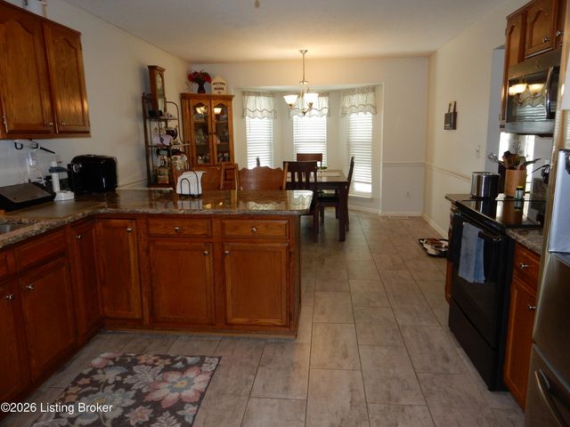 1318 Worth Ave, Shepherdsville, KY 40165