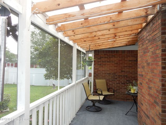 1318 Worth Ave, Shepherdsville, KY 40165