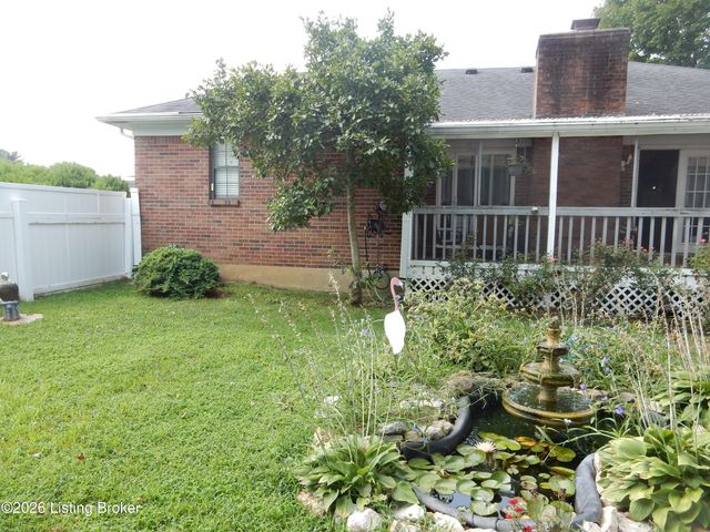 1318 Worth Ave, Shepherdsville, KY 40165