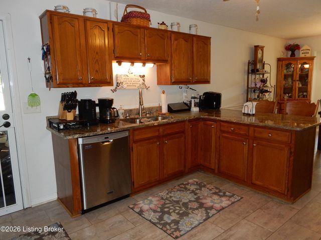 1318 Worth Ave, Shepherdsville, KY 40165