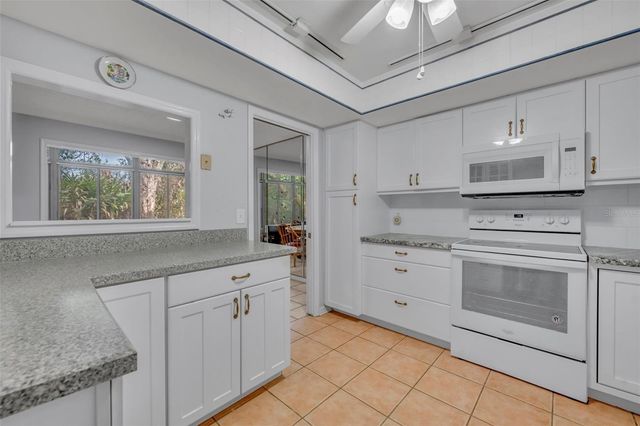 451 OAK HAVEN DRIVE, Altamonte Springs, FL 32701