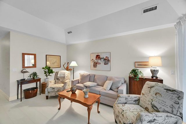 1171 N Ocean Blvd 1-A N, Delray Beach, FL 33483