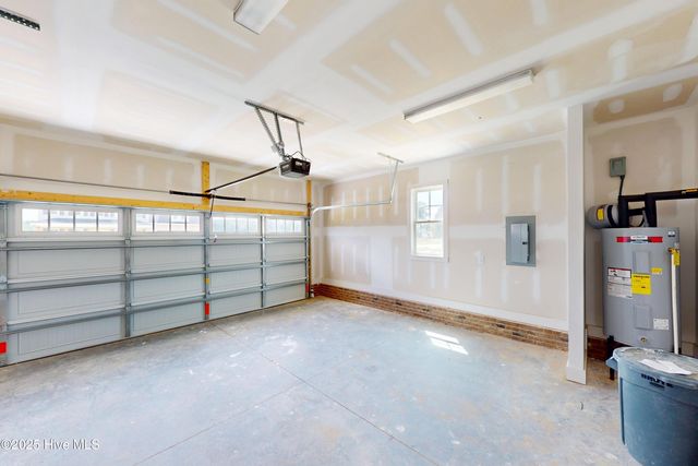 131 Spring Meadows Drive, Aberdeen, NC 28315