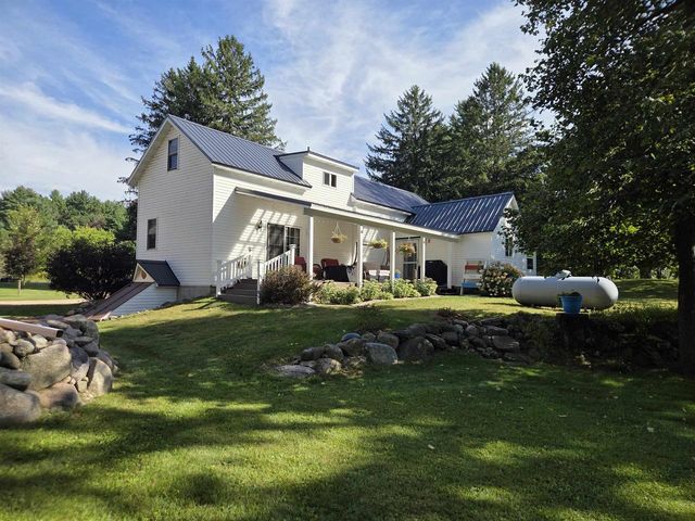 7015 N 2nd Drive, Westfield, WI 53964