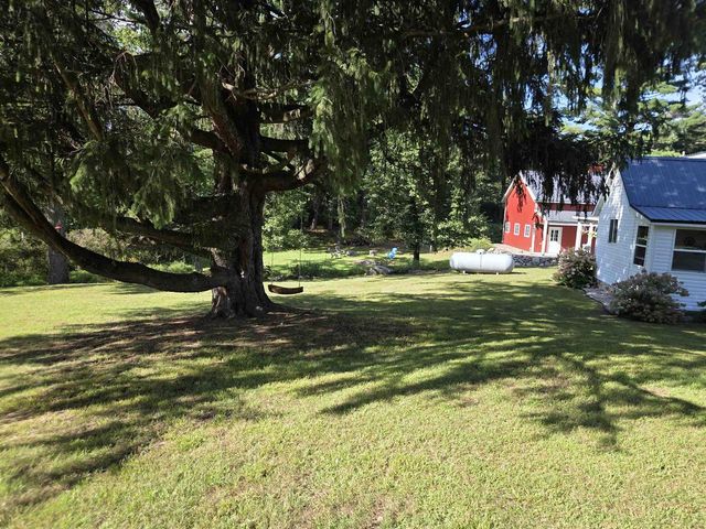 7015 N 2nd Drive, Westfield, WI 53964