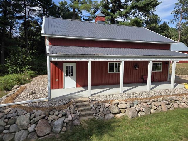 7015 N 2nd Drive, Westfield, WI 53964