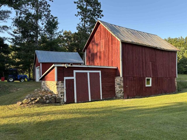 7015 N 2nd Drive, Westfield, WI 53964