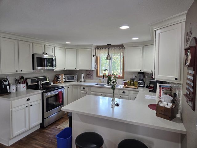 7015 N 2nd Drive, Westfield, WI 53964