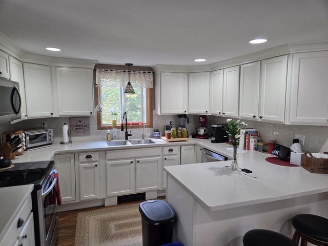 7015 N 2nd Drive, Westfield, WI 53964