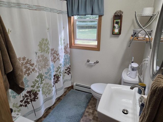 7015 N 2nd Drive, Westfield, WI 53964