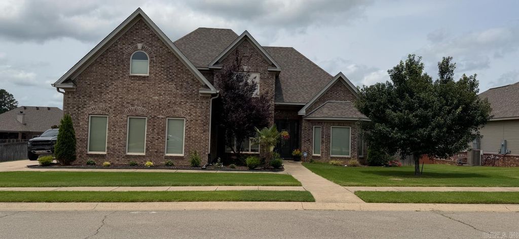 2810 Silverton Drive, Benton, AR 72019