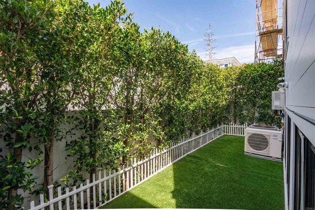 229 24th St., Hermosa Beach, CA 90254