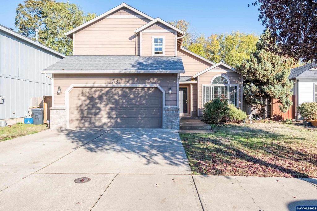 419 Stormy St NE, Albany, OR 97322