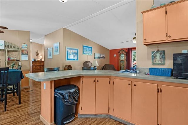 1264 Jones Way SE, Darien, GA 31305