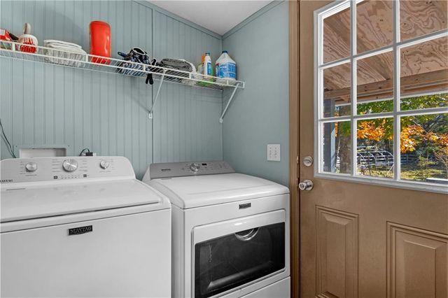 1264 Jones Way SE, Darien, GA 31305