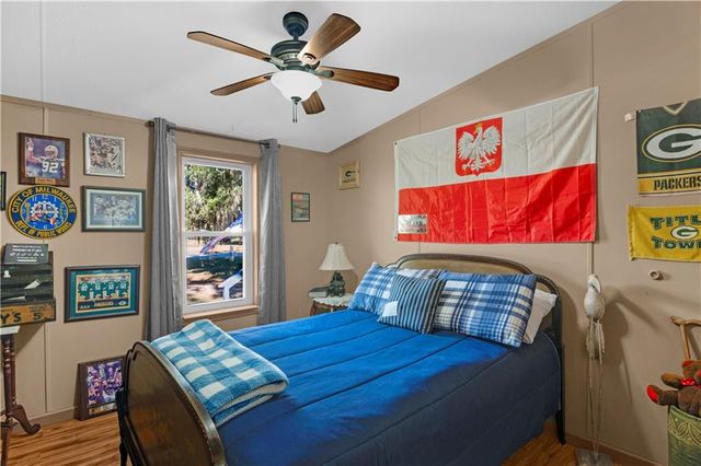 1264 Jones Way SE, Darien, GA 31305