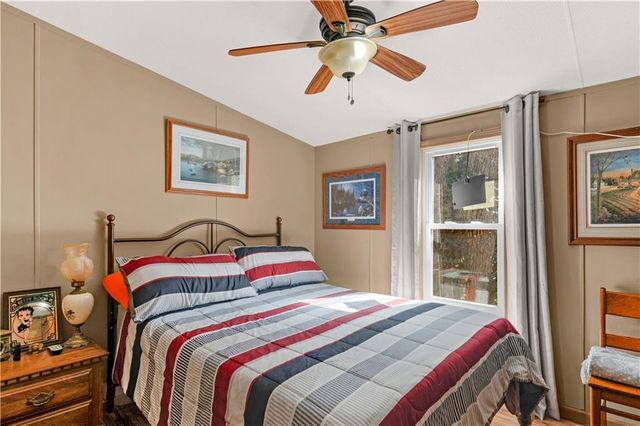 1264 Jones Way SE, Darien, GA 31305