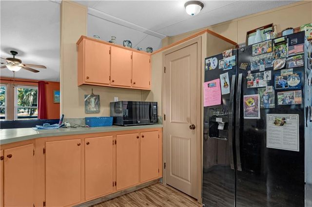 1264 Jones Way SE, Darien, GA 31305