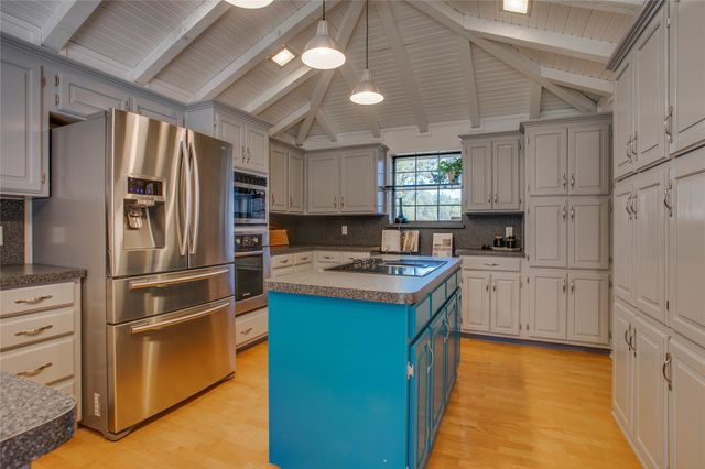 603 Mobley Road, Cedar Hill, TX 75104