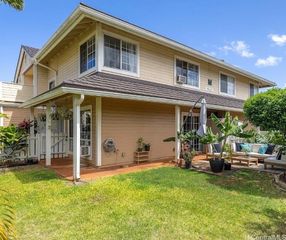 94-1453 Waipio Uka Street M102, Waipahu, HI 96797