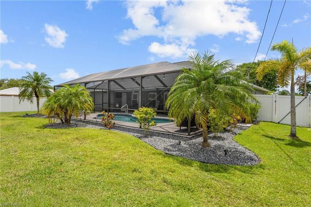 203 SE 14th CT, Cape Coral, FL 33990
