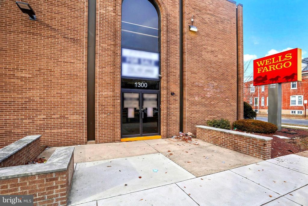 1300 HAMILTON AVE, TRENTON, NJ 08629 — photo 3