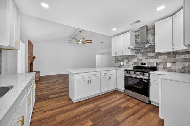 3420 Denbury Drive, Fort Worth, TX 76133