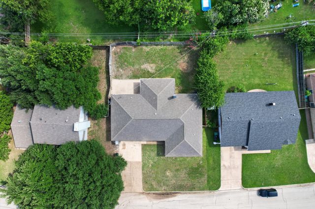 3420 Denbury Drive, Fort Worth, TX 76133