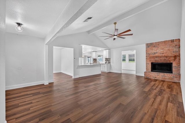 3420 Denbury Drive, Fort Worth, TX 76133