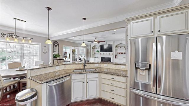 21 WEXFORD Circle, Thomasville, NC 27360