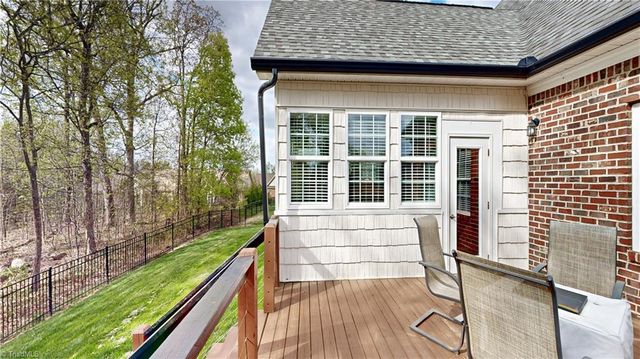 21 WEXFORD Circle, Thomasville, NC 27360