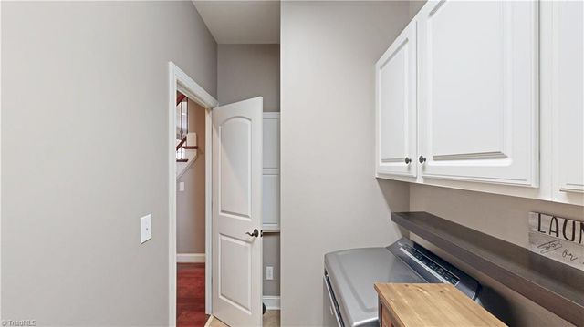 21 WEXFORD Circle, Thomasville, NC 27360