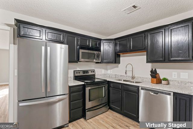 147 Bonnies Way, Jenkinsburg, GA 30234