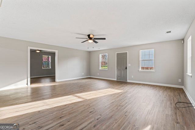 147 Bonnies Way, Jenkinsburg, GA 30234