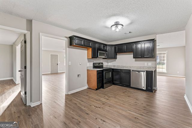 147 Bonnies Way, Jenkinsburg, GA 30234