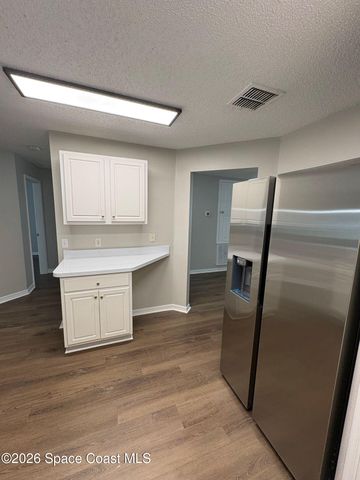 1999 Waukesha Avenue SE, Palm Bay, FL 32909