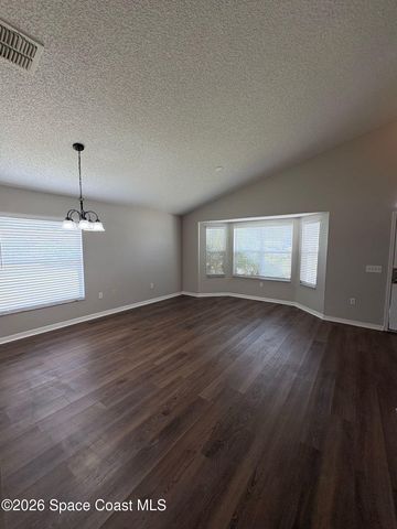 1999 Waukesha Avenue SE, Palm Bay, FL 32909