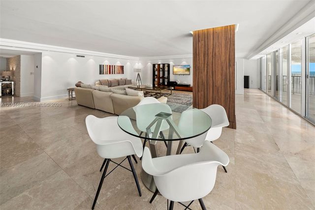 600 Grapetree Dr 3BS, Key Biscayne, FL 33149