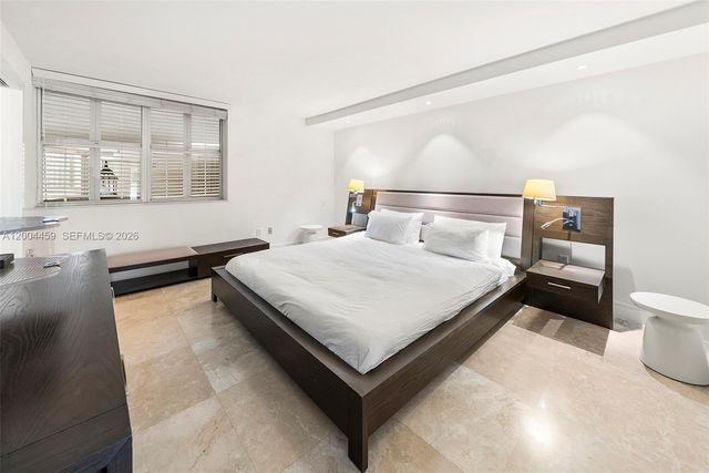 600 Grapetree Dr 3BS, Key Biscayne, FL 33149
